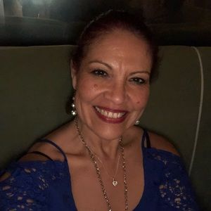 Meet your Posher, Esther